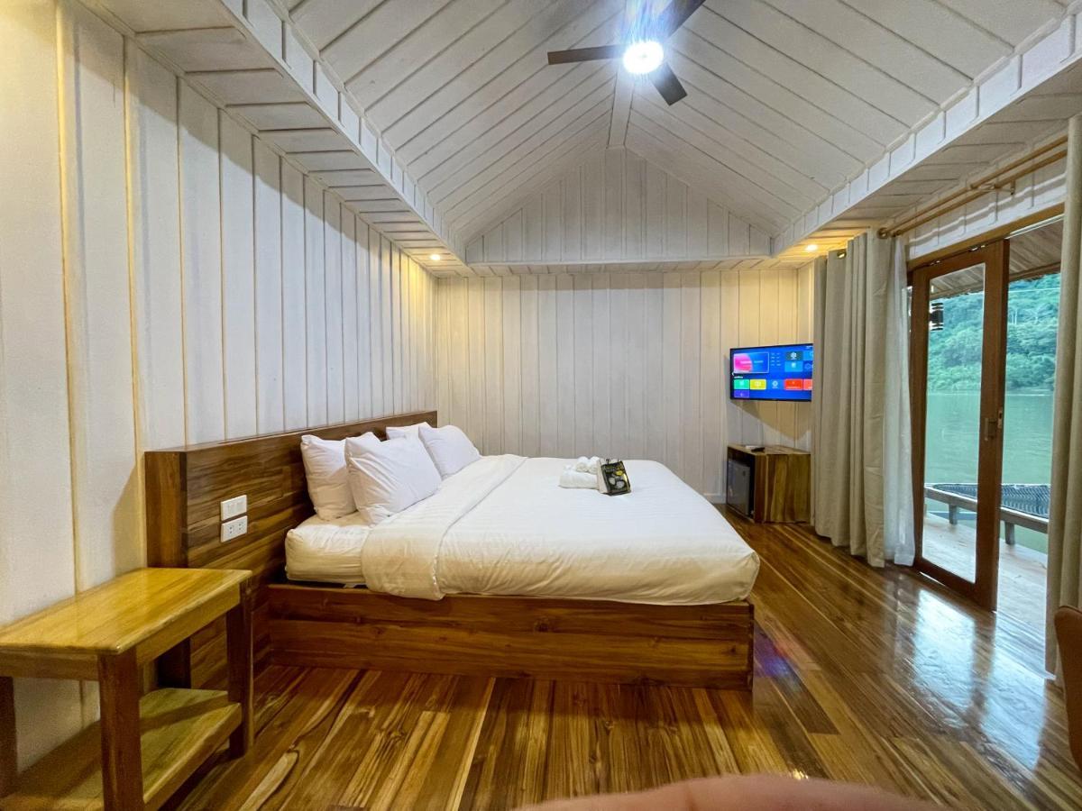 فندق Nongkhiaw The Float House المظهر الخارجي الصورة