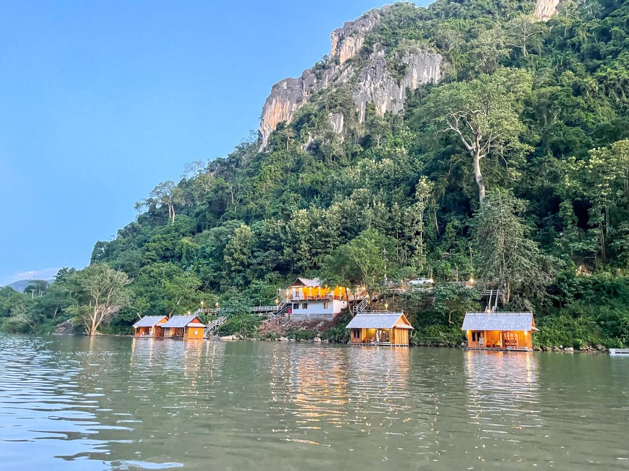فندق Nongkhiaw The Float House المظهر الخارجي الصورة
