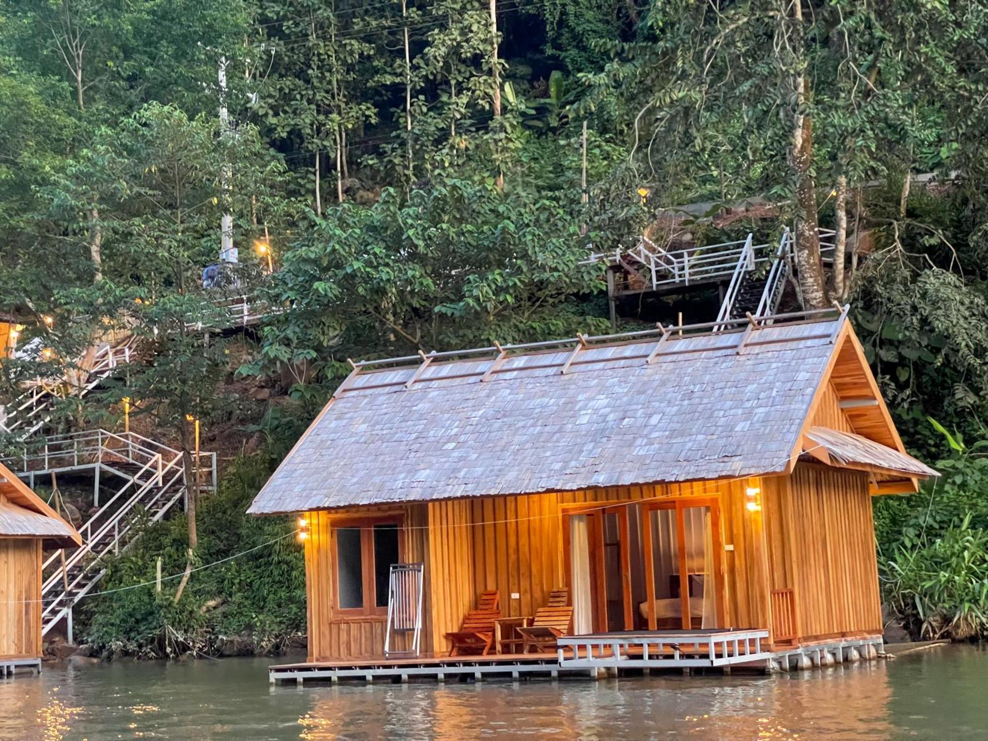 فندق Nongkhiaw The Float House المظهر الخارجي الصورة