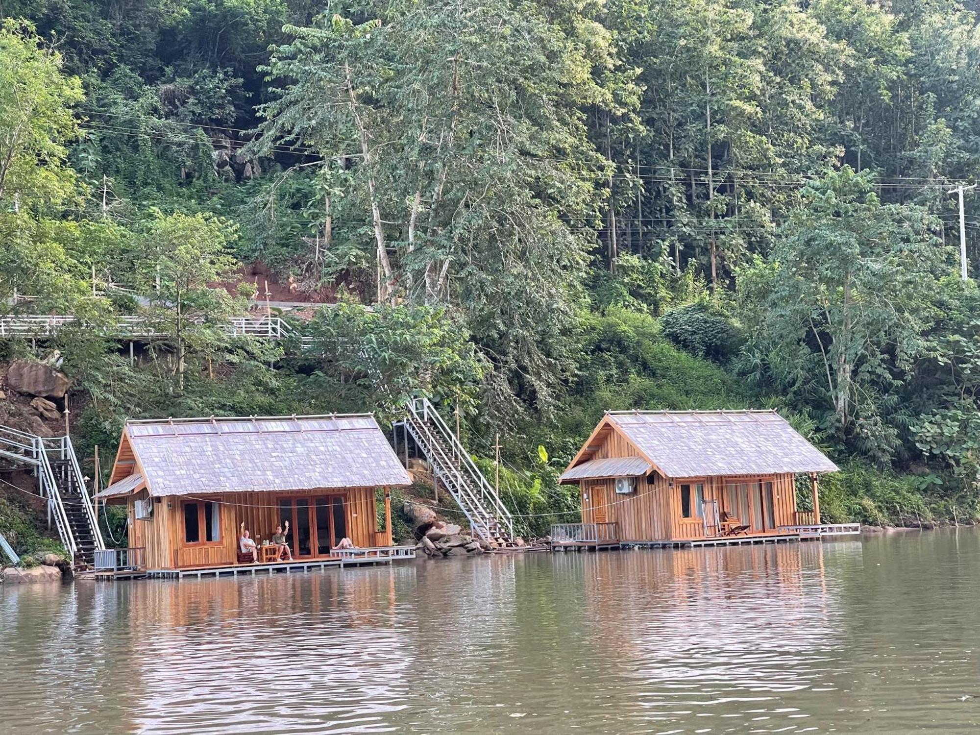 فندق Nongkhiaw The Float House المظهر الخارجي الصورة