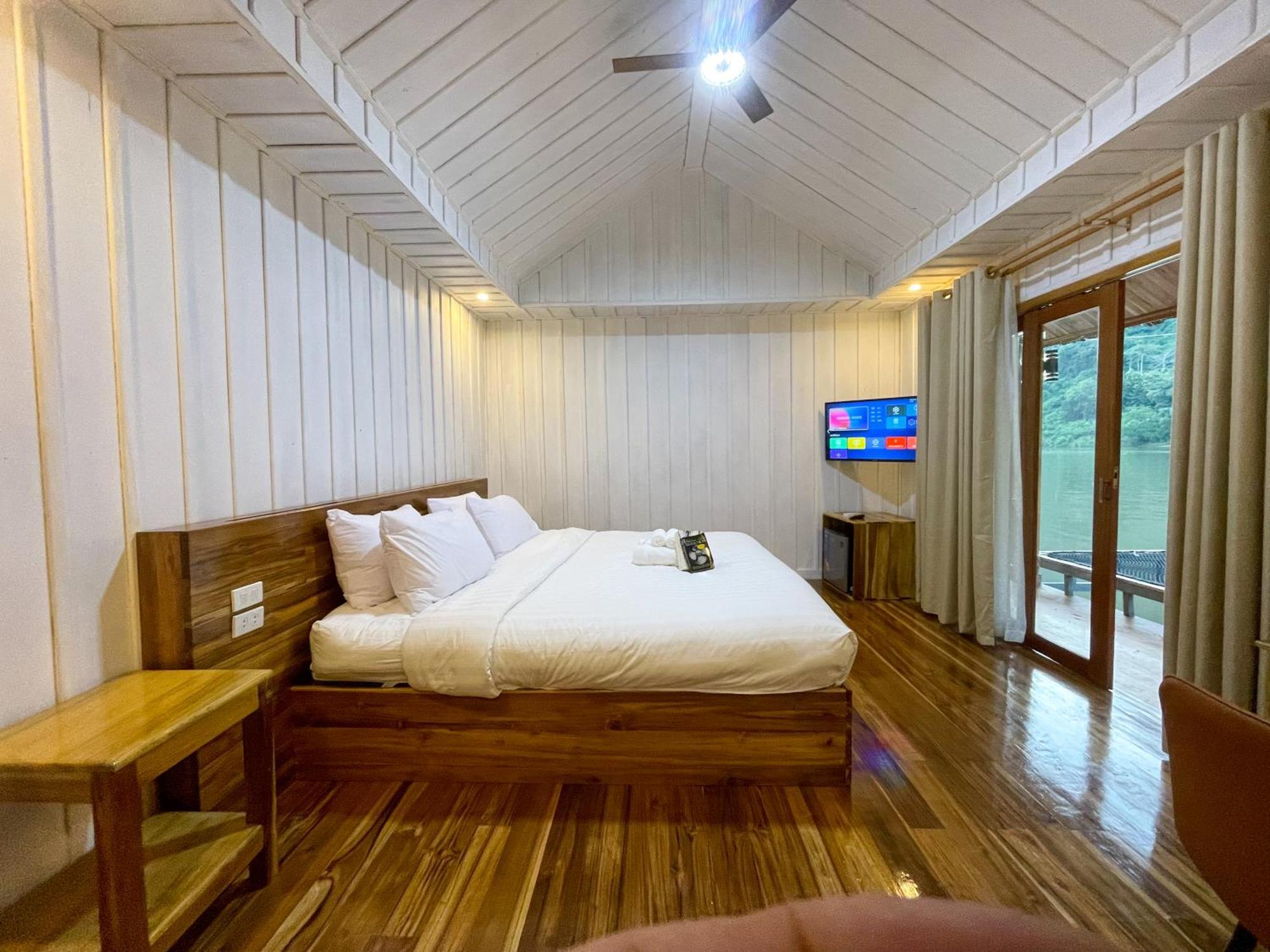 فندق Nongkhiaw The Float House المظهر الخارجي الصورة