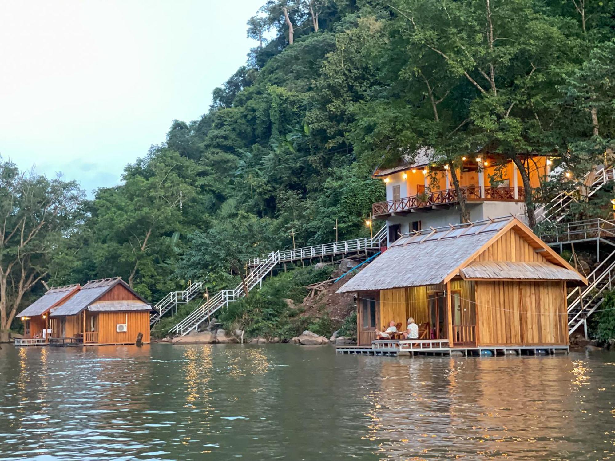 فندق Nongkhiaw The Float House المظهر الخارجي الصورة