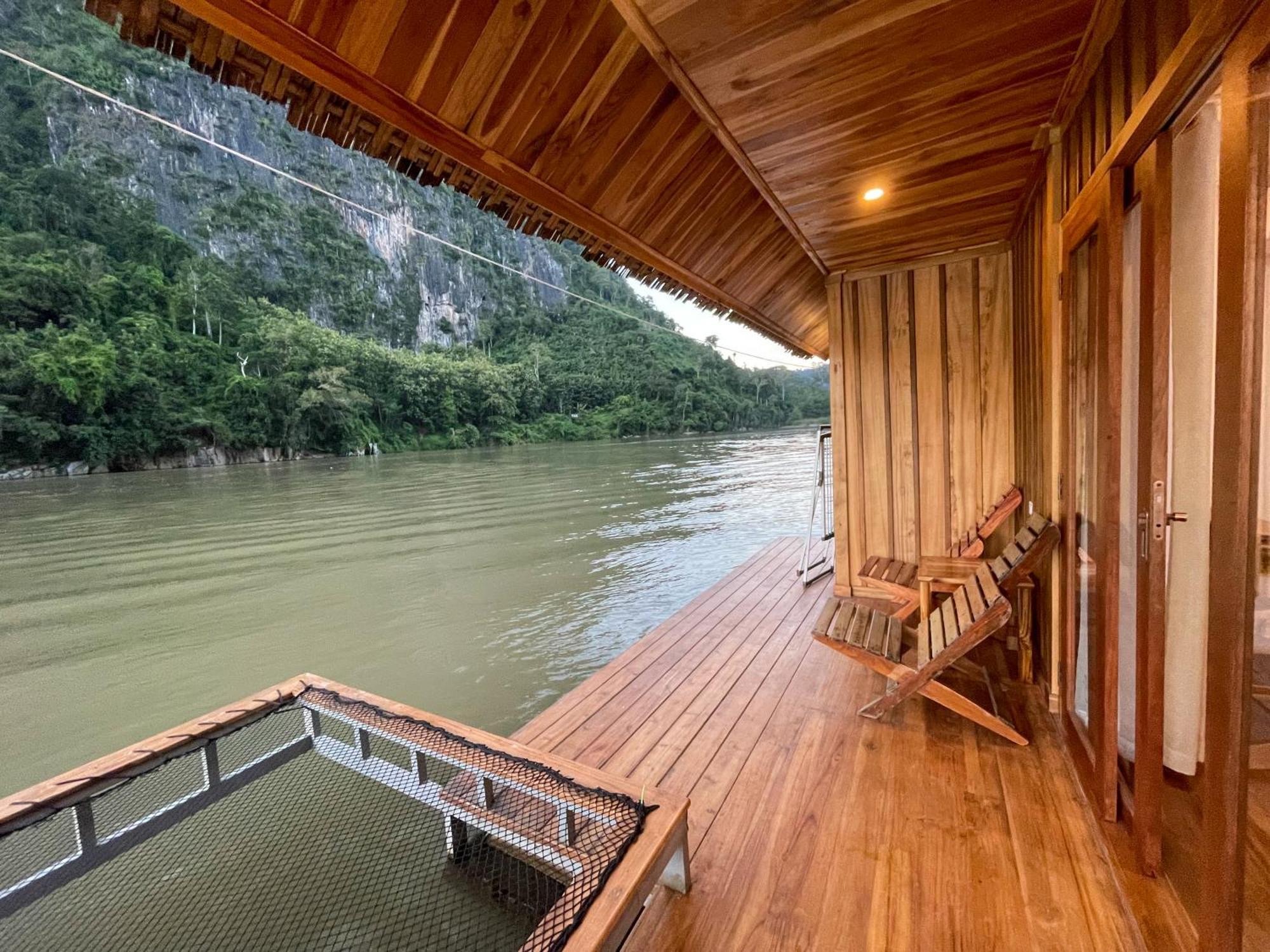 فندق Nongkhiaw The Float House المظهر الخارجي الصورة